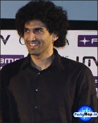 Official profile picture of Aditya Roy Kapoor