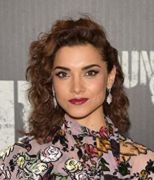 Official profile picture of Amber Rose Revah