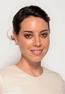 Official profile picture of Aubrey Plaza