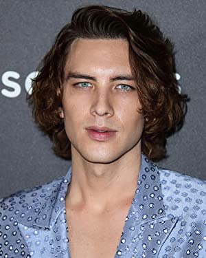 Official profile picture of Cody Fern
