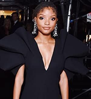 Official profile picture of Halle Bailey