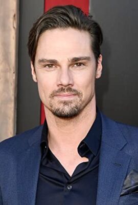 Official profile picture of Jay Ryan