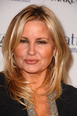 Official profile picture of Jennifer Coolidge