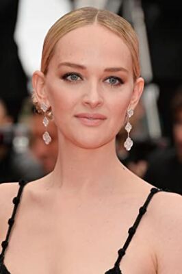 Official profile picture of Jess Weixler