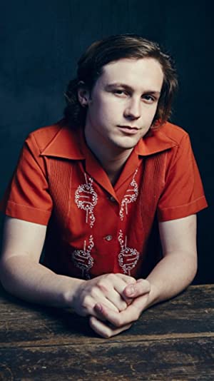 Official profile picture of Logan Miller