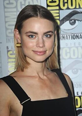 Official profile picture of Lucy Fry