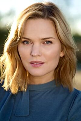 Official profile picture of Sunny Mabrey