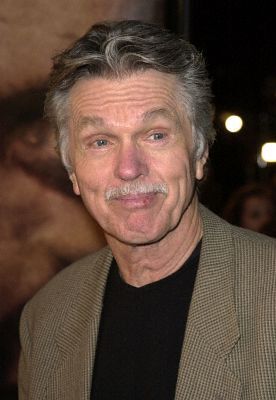 Official profile picture of Tom Skerritt