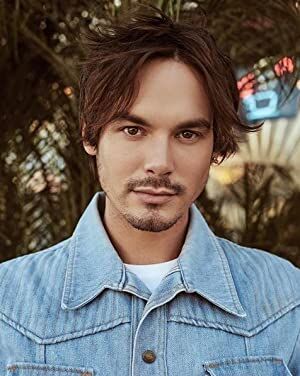 Official profile picture of Tyler Blackburn